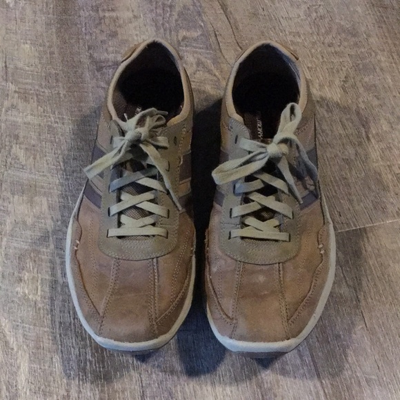 skechers classic fit air cooled